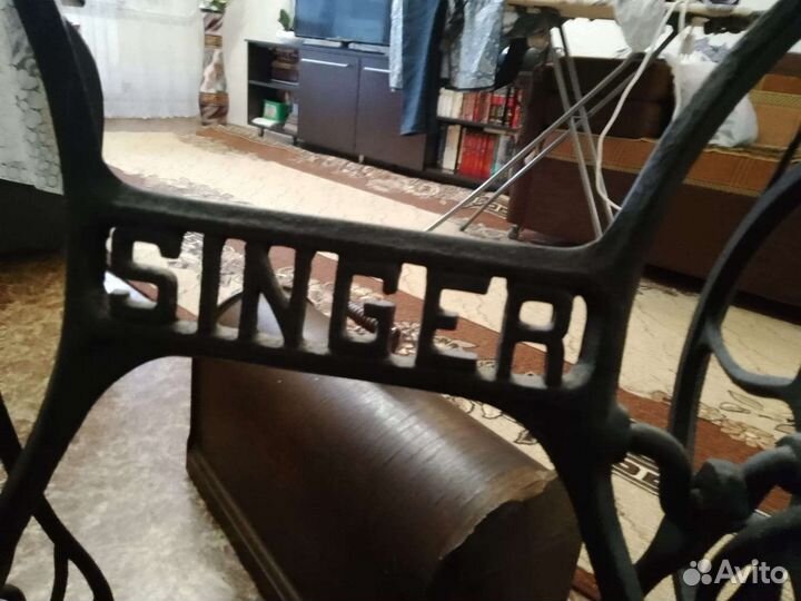 Швейная машинка singer