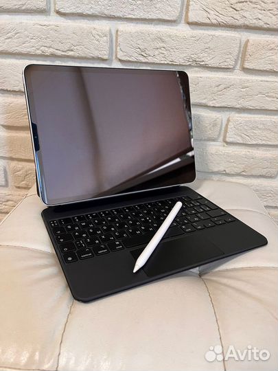 Apple iPad pro 11 (2 поколения) 2020 +Lte