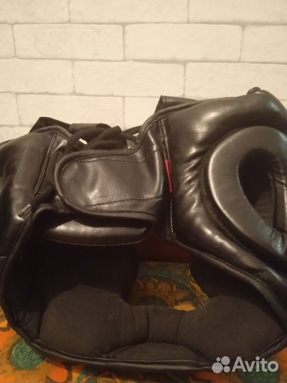 Шлем для единоборств