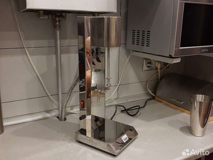 Милкшейкер (миксер) для молочных коктейлей