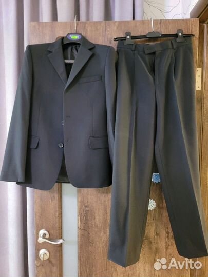 Брючный костюм для мальчика на рост 152