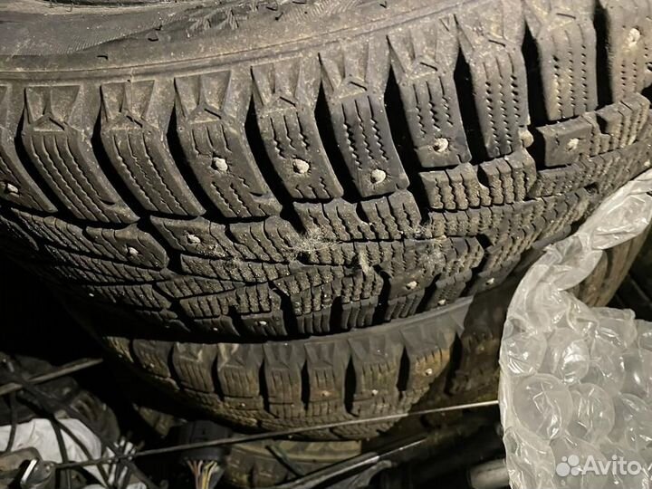 R15 Roadstone Winguard 195/65, PCD 5x112 DIA 56.1