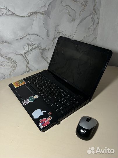 Ноутбук Sony vaio SVE151E11V