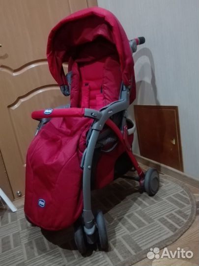 Коляска Chicco Simplicity