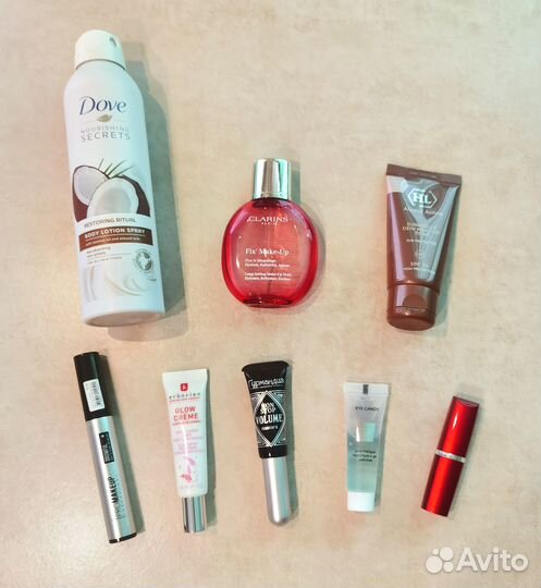 4 пакета косметики