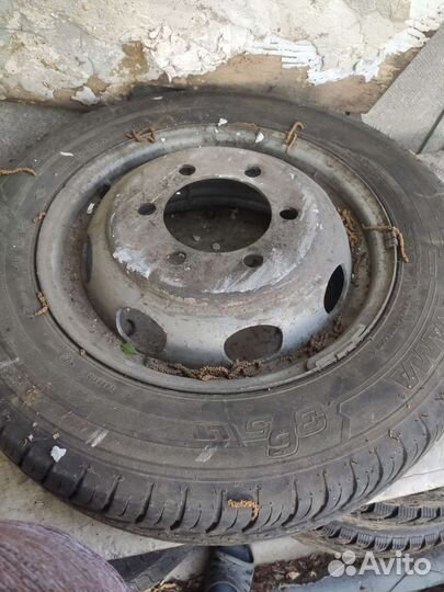 Продам шины 185х75r16c