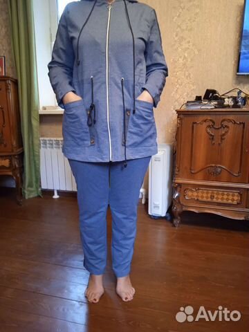 Спортивный костюм женский