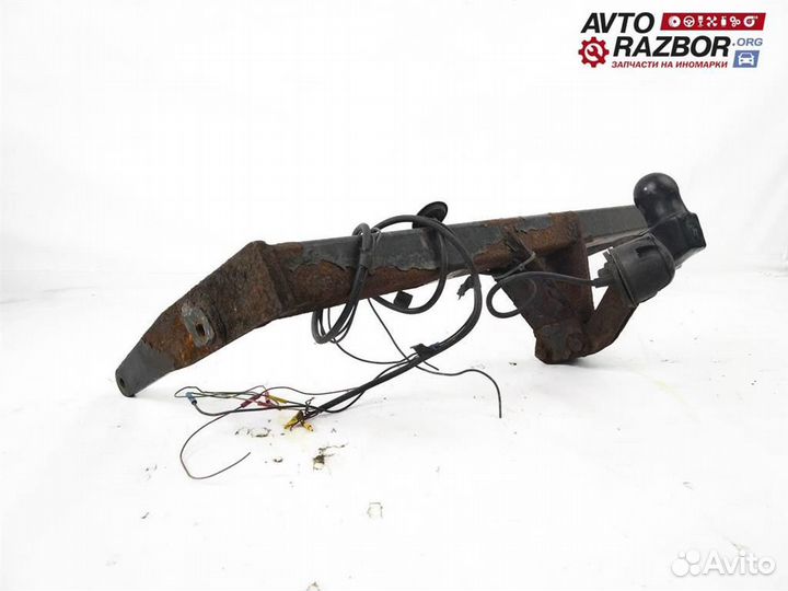 Фаркоп VW Passat (B6) 2005-2010