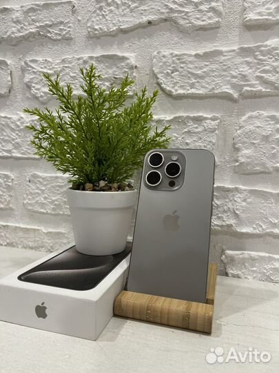 iPhone 15 Pro, 256 ГБ