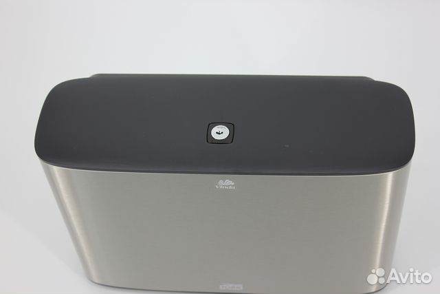 Диспенсер для туалетной бумаги в рулонах Tork T2