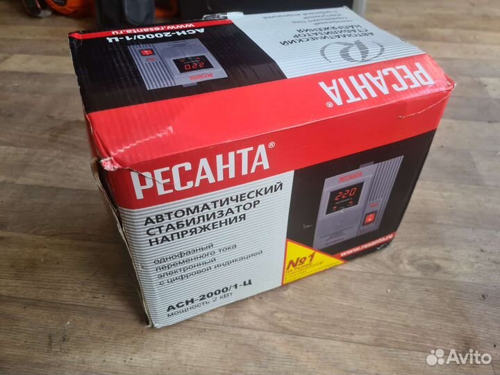 Стабилизатор напряжения Ресанта