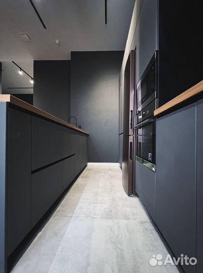 Качественный кухонный гарнитур / Цена за все