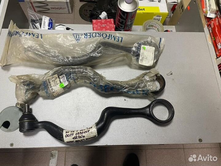 Рычаги верхние передние BMW E34 1054101 & 1054201