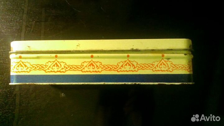 Жестяная коробка Кр.Октябрь СССР