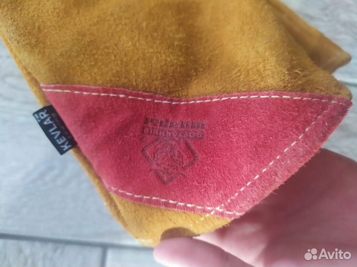 Продаю перчатки краги