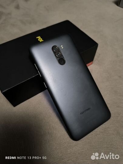 Xiaomi Pocophone F1, 6/128 ГБ