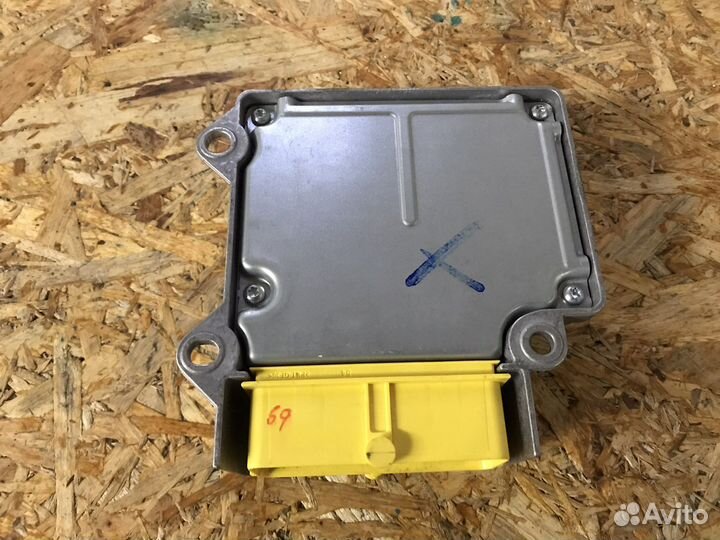 Блок подушек безопасности Superb 2