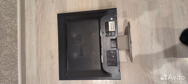 Монитор philips 17s