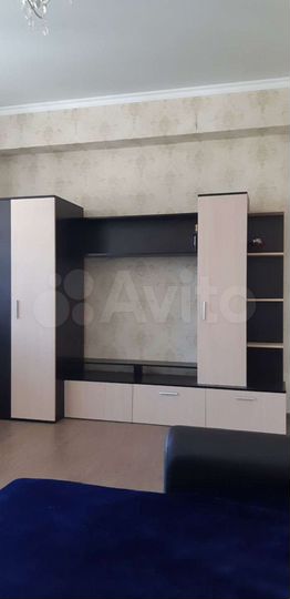 2-к. квартира, 63 м², 2/9 эт.