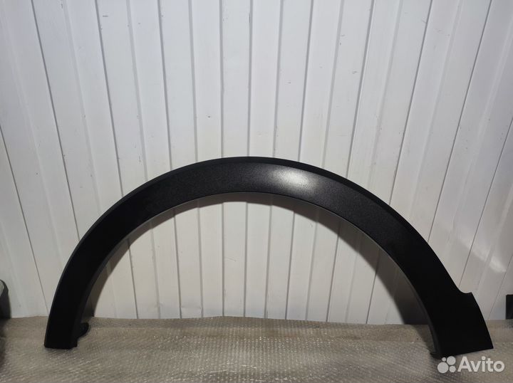 Накладка крыла передний левый Renault Kaptur 16-20