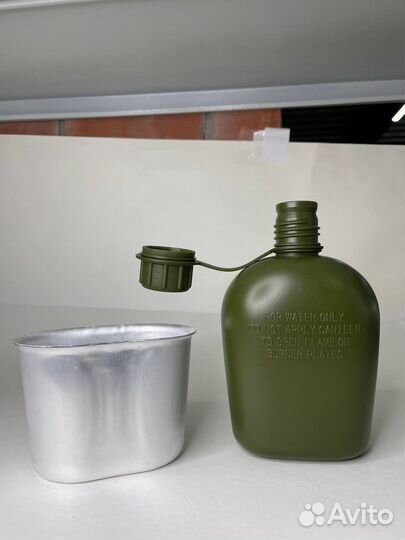 Фляжка с котелком армейская