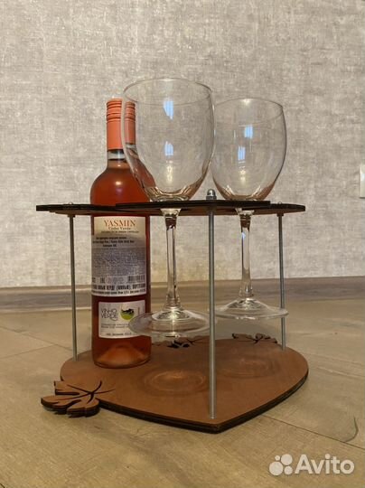 Винный столик