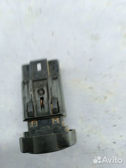 Кнопка аварийной остановки Renault Logan 1