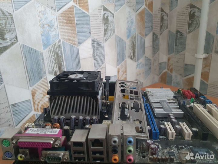 Комплект AM2 Asus M2N+Athlon 64 5400+4*DDR2