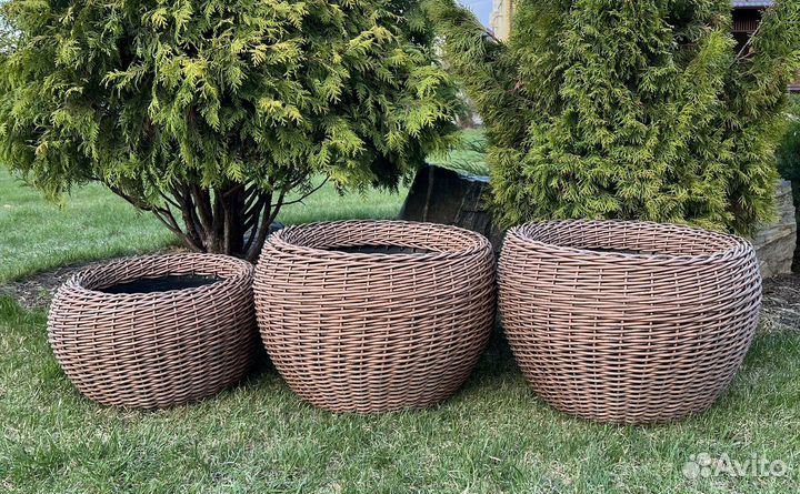 Большие напольные кашпо