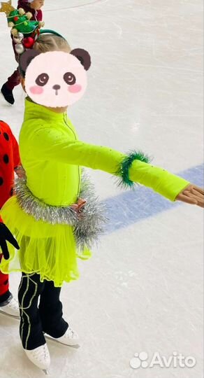 Тренировочный костюм для фигурного катания