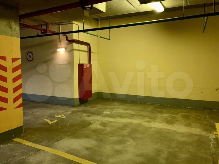 Машиноместо, 22 м²