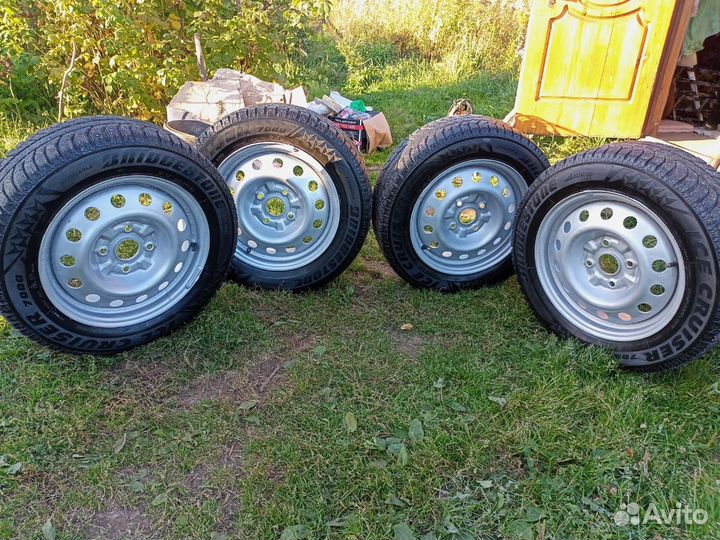 Bridgestone Ice Cruiser 7000 185/65 R15