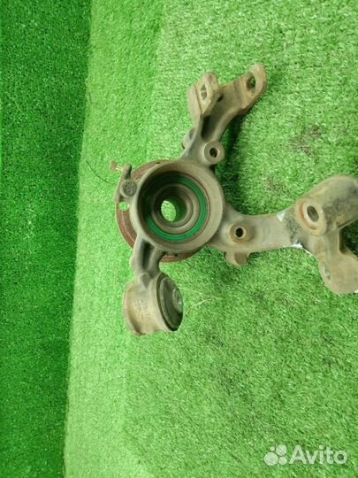 Ступица задняя правая audi A4 8E Quattro 1597