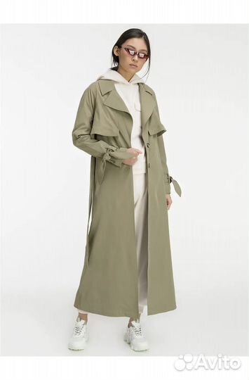 Тренч плащ осенний 48 размер новый