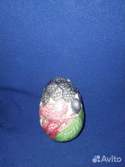 Яйцо сувенирное
