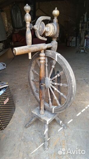 Старинная прялка