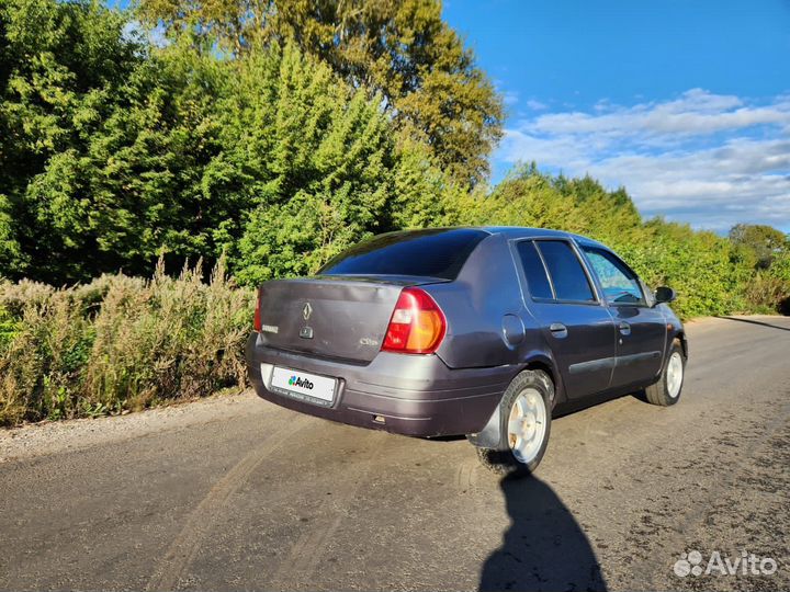 Renault Clio, 2001