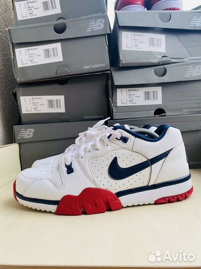 Кроссовки nike air trainer 1