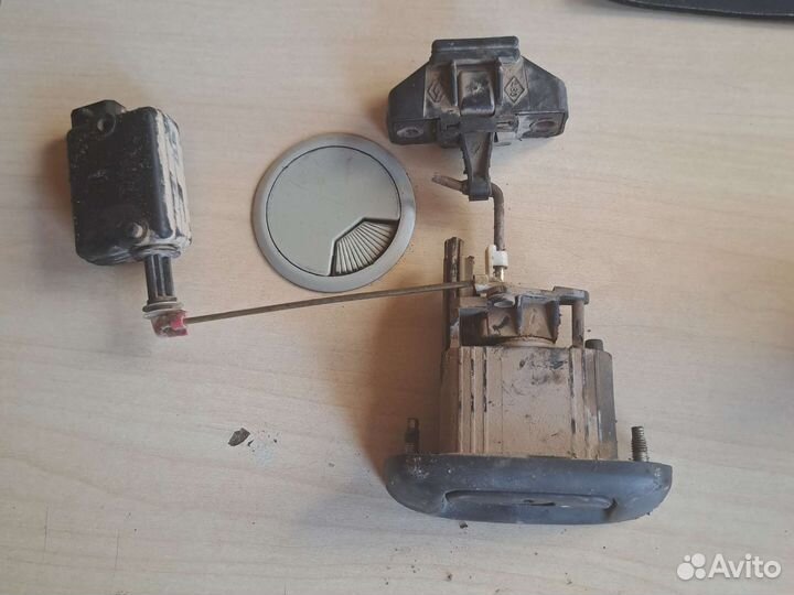 Замок крышка багажника Renault symbol Renault clio