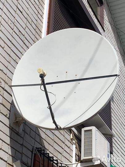 Спутниковые тарелки 135,90см