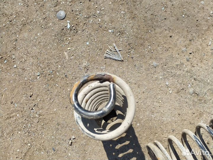 Задние пружины Рено Логан фаза 2