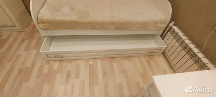 Стенка детская с кроватью