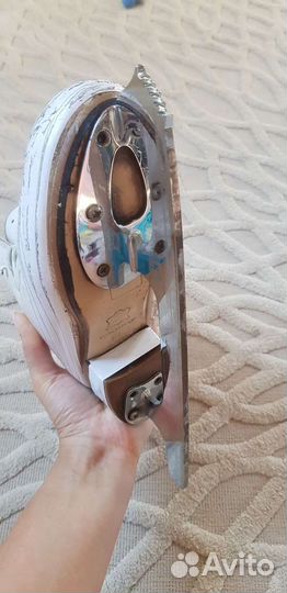 Фигурные коньки risport