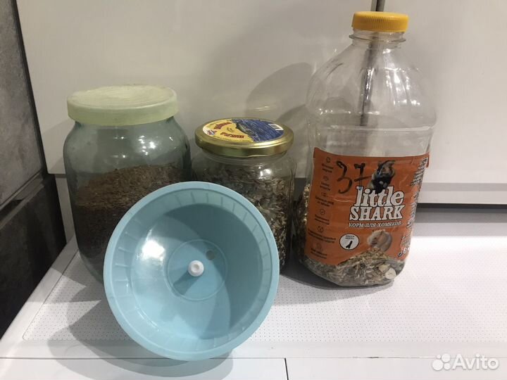 Клетка для хомяка, с хомяком, и всем что на фото