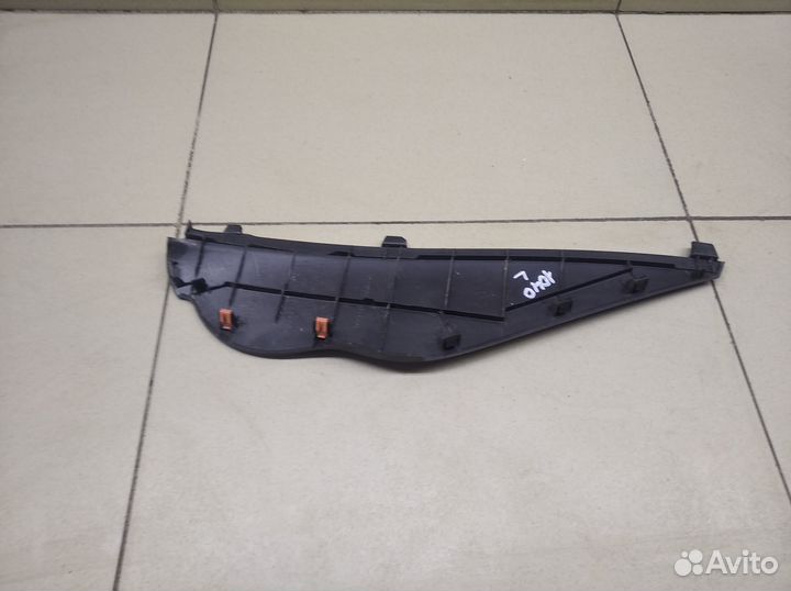 Накладка декоративная Hi Lux 2015