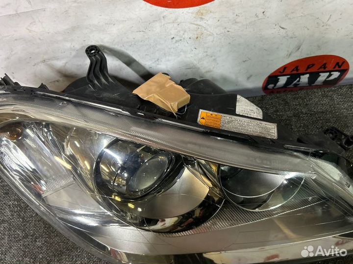 Фара ксенон передняя правая Suzuki Kizashi RE