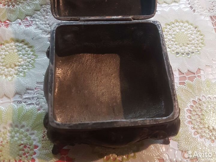 Старинная шкатулка литьё