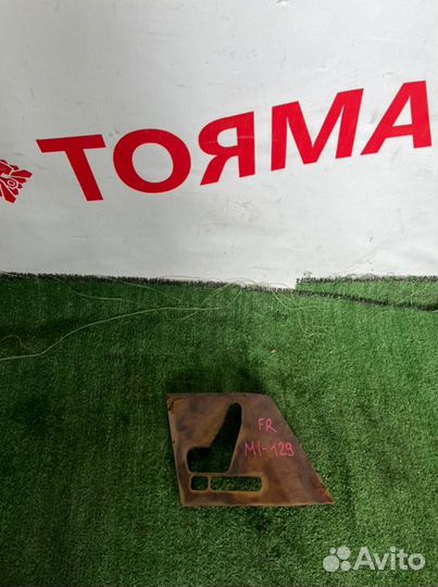 Обшивка дверей передняя правая Mercedes Sl-Class