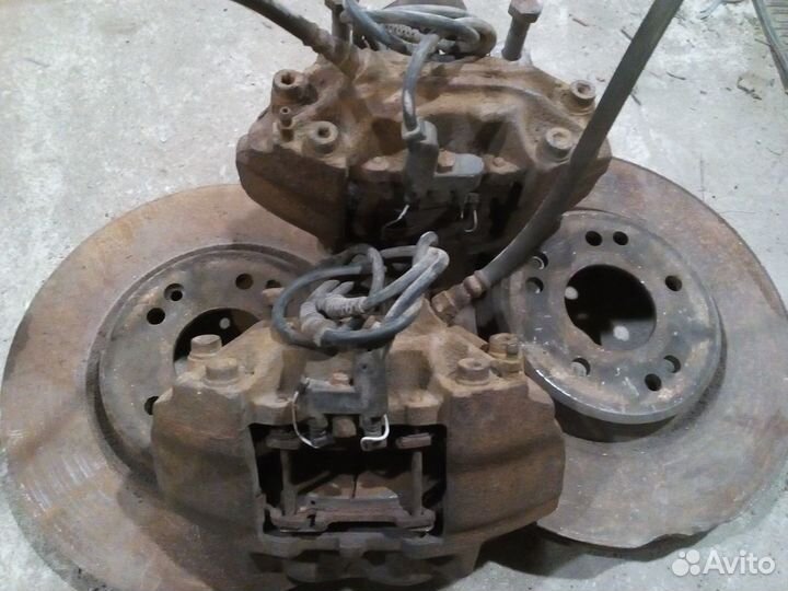 Суппорта Мерседес 124 Е500