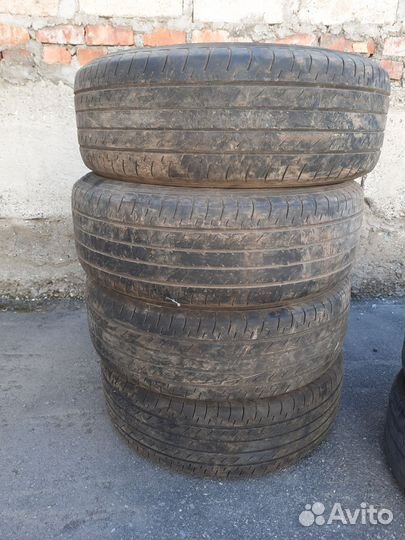 Yokohama BluEarth E51 225/60 R18